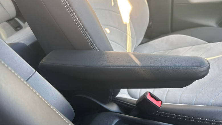 Volkswagen ID.3 150kW Family Pro Performance 58kWh 5dr Auto Electric Hatchback